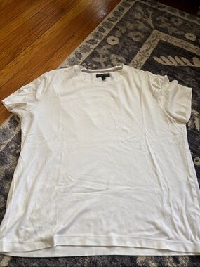 Banana Republic Men's Crew Neck Tee - White